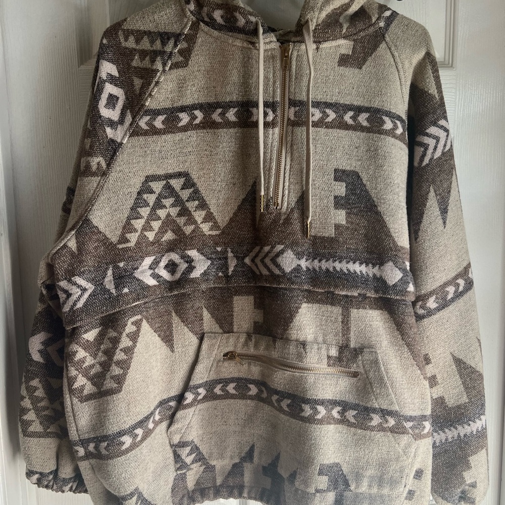 Main Strip Textured Knit Sweater - Brown and Cream